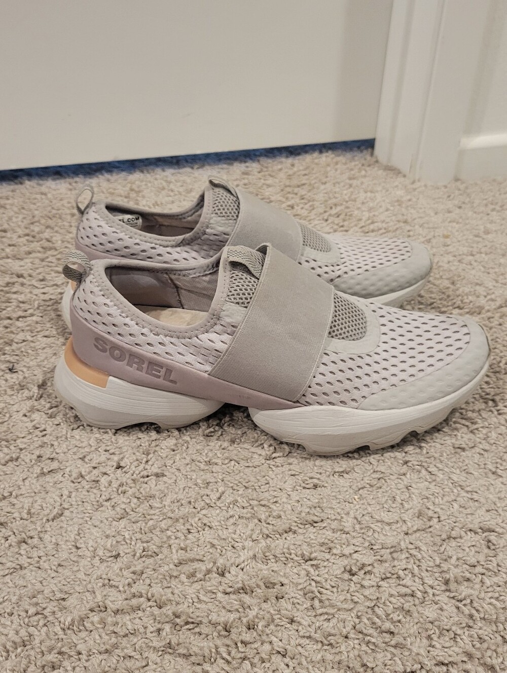 Sorel Kinetic Impact Strap Sneaker Size 9.5